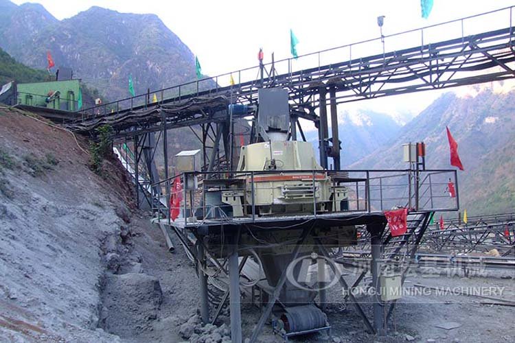 新型沖擊式制砂機 新型沖擊式制砂機