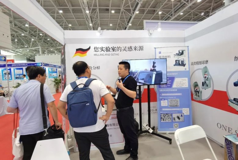 163306_831817_gsdt.jpg 163306_831817_gsdt.jpg