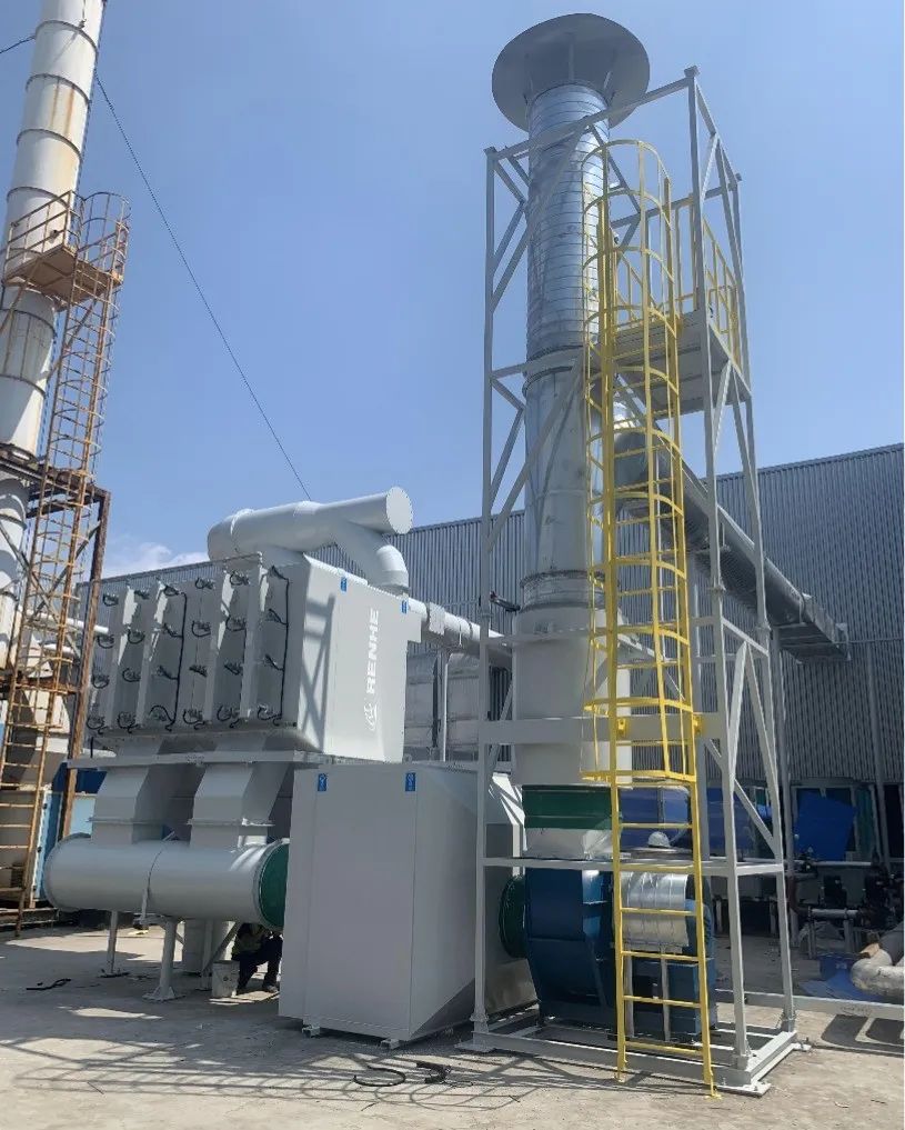 090411_408823_gsdt.jpg 090411_408823_gsdt.jpg