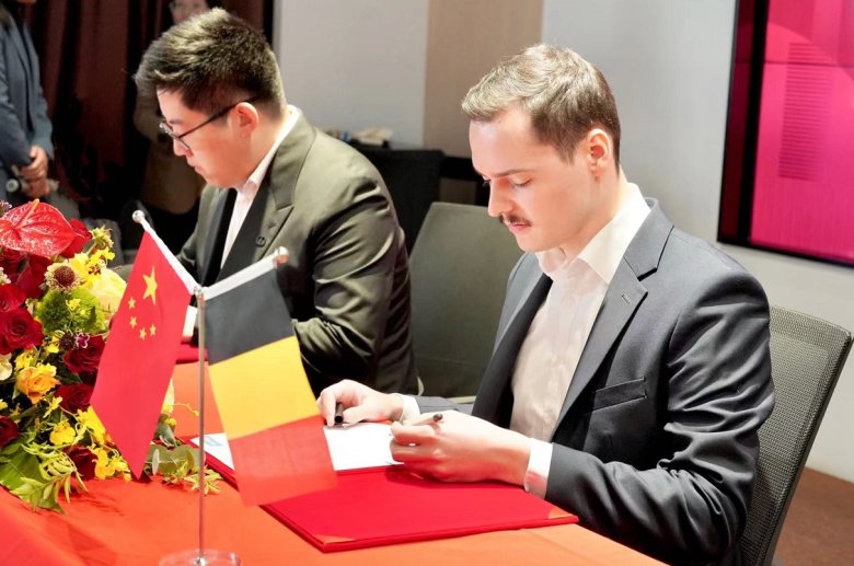 084302_566575_gsdt.png 084302_566575_gsdt.png