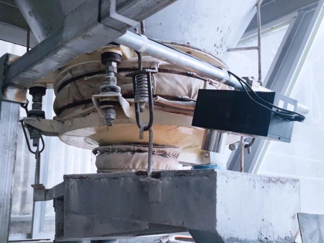 092238_105779_gsdt.jpg 092238_105779_gsdt.jpg