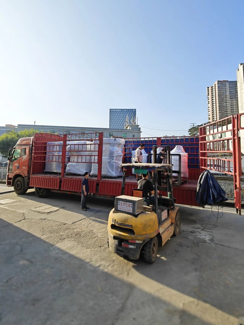 085158_491535_gsdt.jpg 085158_491535_gsdt.jpg