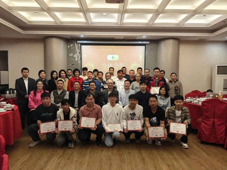 082533_035196_gsdt.jpg 082533_035196_gsdt.jpg