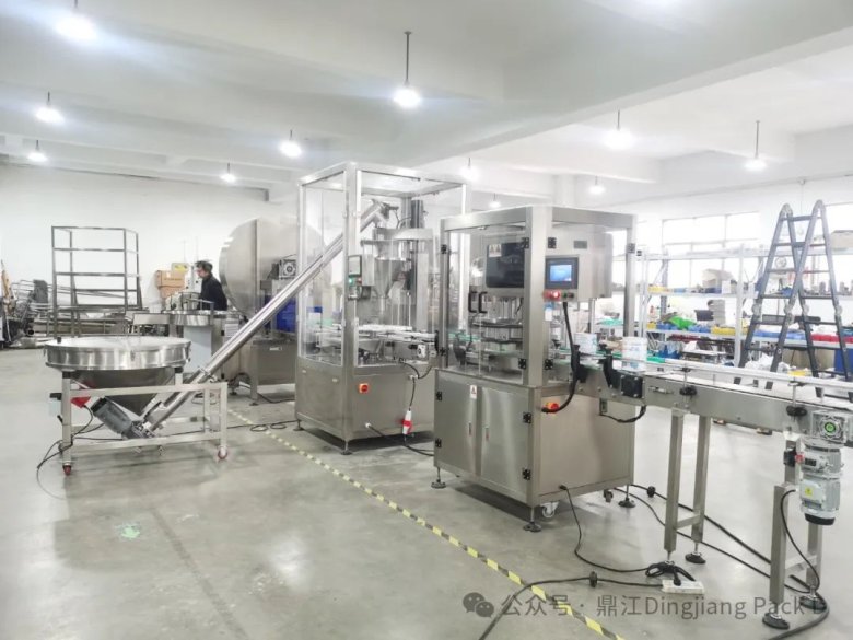 100906_027565_jswz.png e9b7fb2516b67749557ca777eae9546.png