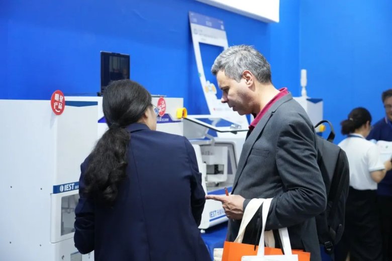 095922_706967_gsdt.jpg 095922_706967_gsdt.jpg