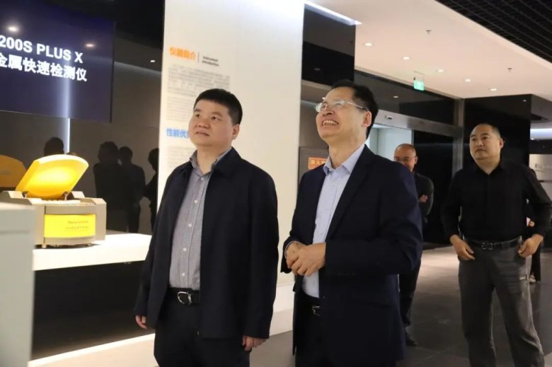 092452_075926_gsdt.jpg 092452_075926_gsdt.jpg