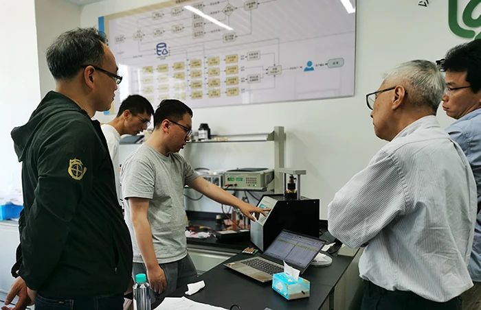 114727_671943_gsdt.jpg 114727_671943_gsdt.jpg