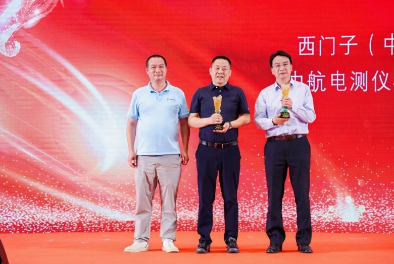 084138_930536_gsdt.jpg 084138_930536_gsdt.jpg