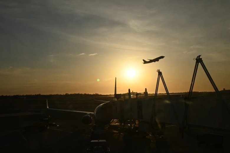 085116_606344_gsdt.jpg 085116_606344_gsdt.jpg