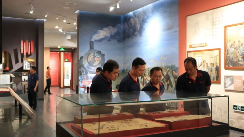 110146_151424_gsdt.jpg 110146_151424_gsdt.jpg