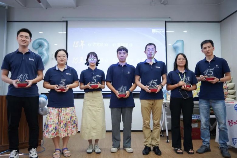 171906_904896_gsdt.jpg 171906_904896_gsdt.jpg