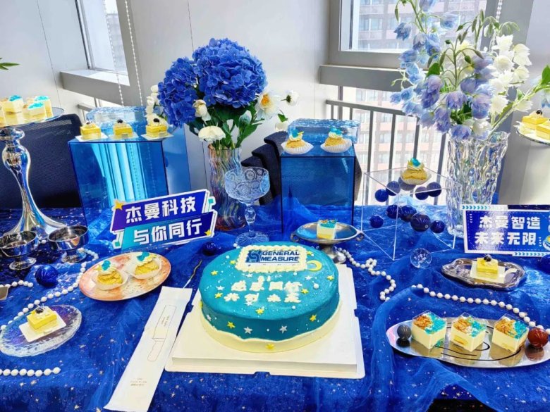 082539_816627_gsdt.jpg 082539_816627_gsdt.jpg