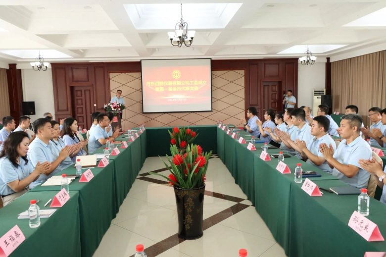 115039_420262_gsdt.jpg 115039_420262_gsdt.jpg