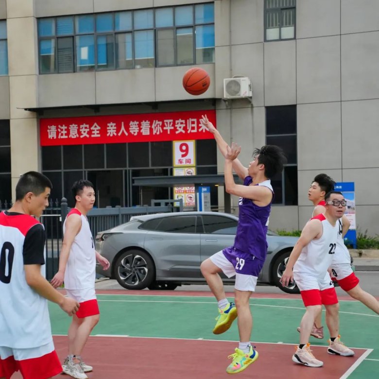 082633_881819_gsdt.jpg 082633_881819_gsdt.jpg