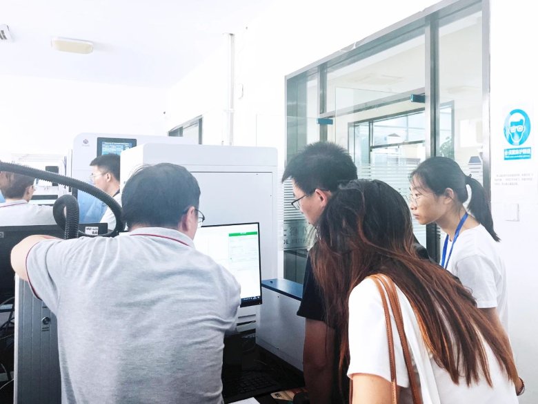 081853_958675_gsdt.jpg 081853_958675_gsdt.jpg