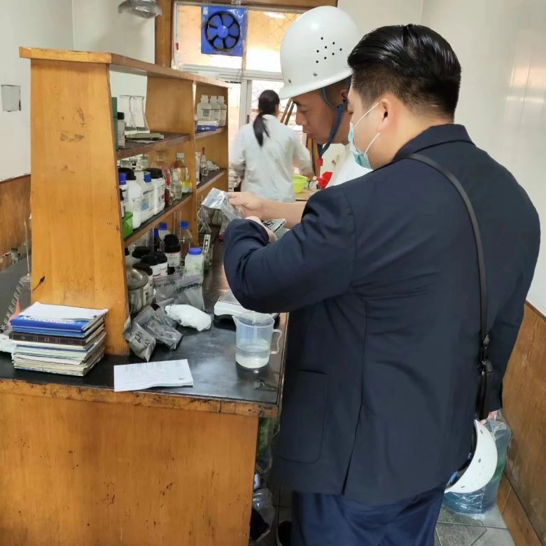 172520_422008_gsdt.jpg 172520_422008_gsdt.jpg