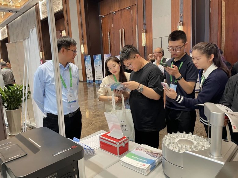 090754_172516_gsdt.jpg 090754_172516_gsdt.jpg