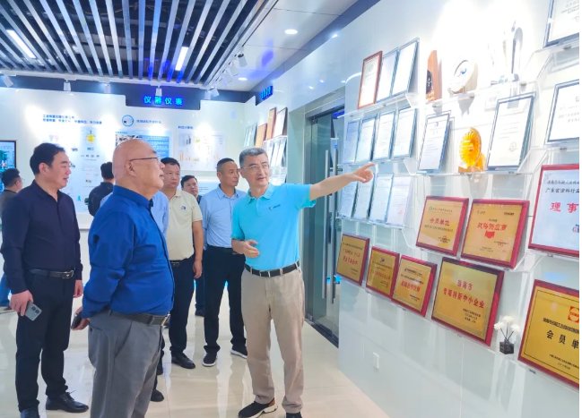 112351_588404_gsdt.png 112351_588404_gsdt.png