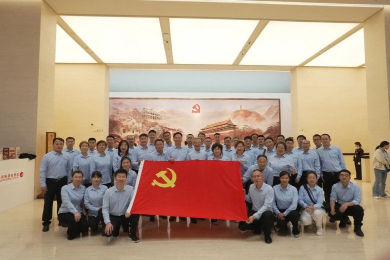 120004_883102_gsdt.jpg 120004_883102_gsdt.jpg