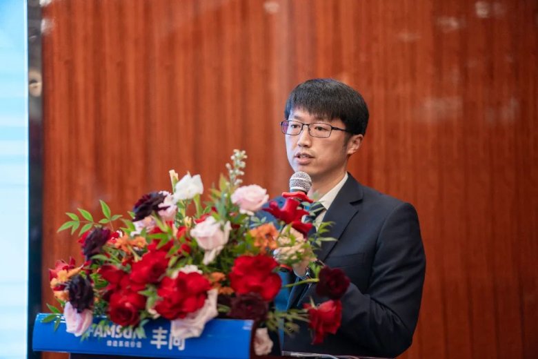 103700_626308_gsdt.jpg 103700_626308_gsdt.jpg