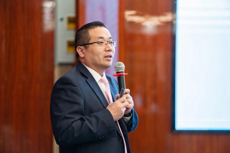 103700_701658_gsdt.jpg 103700_701658_gsdt.jpg