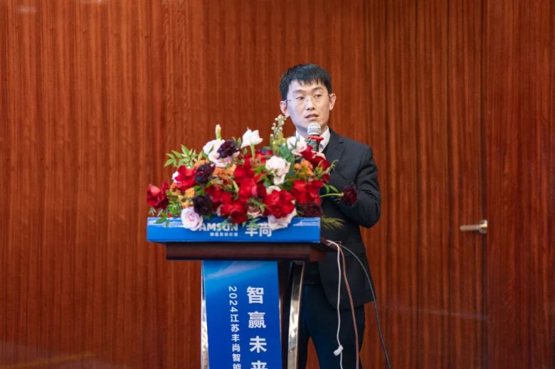 103700_902508_gsdt.jpg 103700_902508_gsdt.jpg