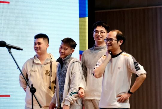 081813_178171_gsdt.png 081813_178171_gsdt.png