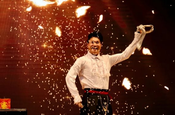 082205_776432_gsdt.png 082205_776432_gsdt.png