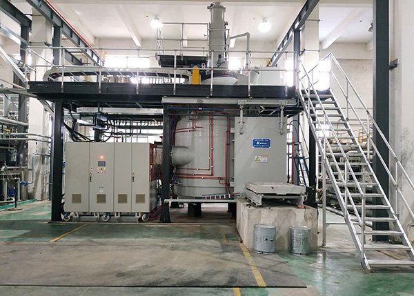 111306_997395_gsdt.jpg 真空感應熔煉爐.jpg