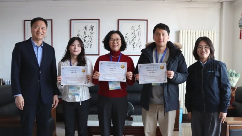 152104_735907_gsdt.jpg 152104_735907_gsdt.jpg