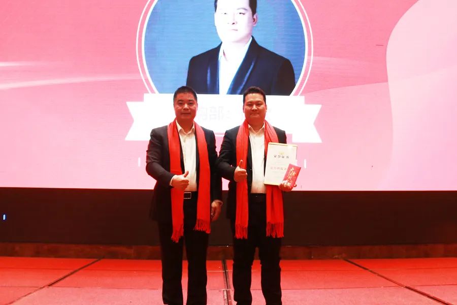 湖南華通粉體設備科技有限公司 湖南華通粉體設備科技有限公司