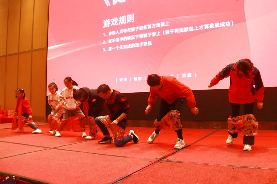 湖南華通粉體設備科技有限公司 湖南華通粉體設備科技有限公司