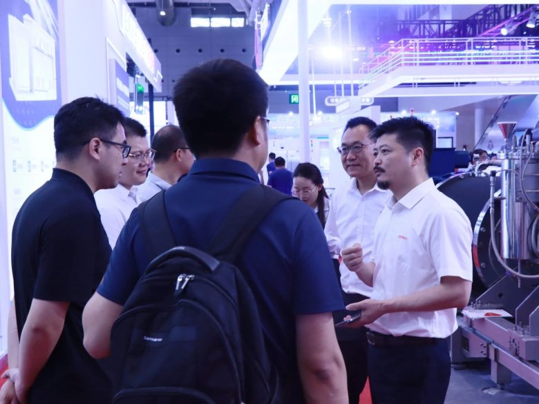 084937_868732_gsdt.jpg 084937_868732_gsdt.jpg