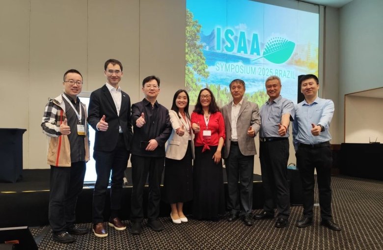 090442_469076_gsdt.jpg 090442_469076_gsdt.jpg