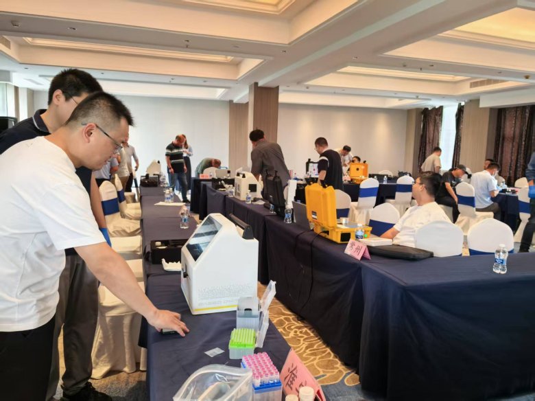 2025年江蘇省應急監測技術培訓活動圓滿落幕,蘇州浪聲TXRF產品大放異彩(圖1) 2025年江蘇省應急監測技術培訓活動圓滿落幕,蘇州浪聲TXRF產品大放異彩(圖1)