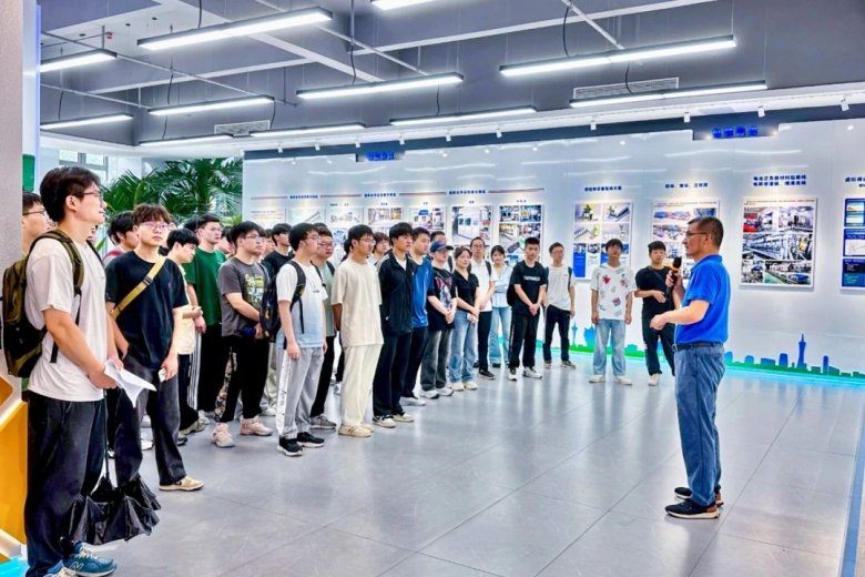 081418_266777_gsdt.jpg 081418_266777_gsdt.jpg