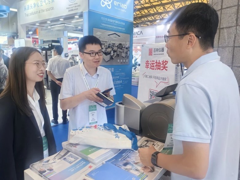 120306_180062_gsdt.jpg 120306_180062_gsdt.jpg