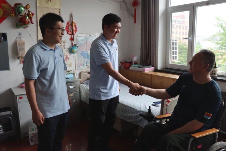 100102_721670_gsdt.jpg 100102_721670_gsdt.jpg