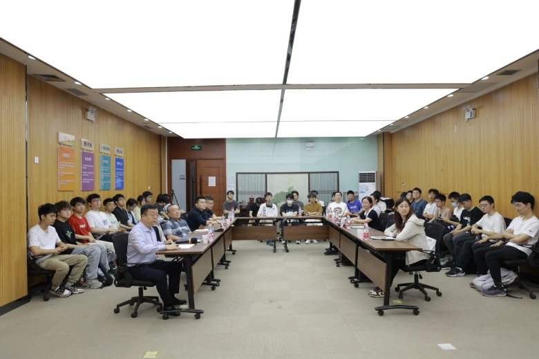 104528_378837_gsdt.jpg 104528_378837_gsdt.jpg