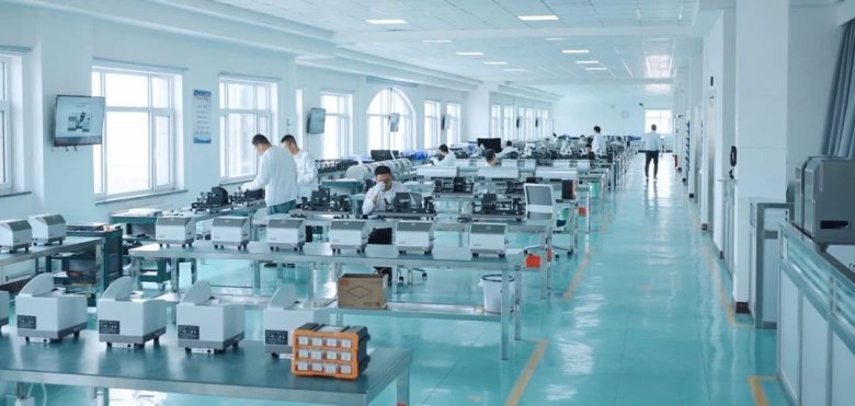 104713_815680_gsdt.jpg 104713_815680_gsdt.jpg