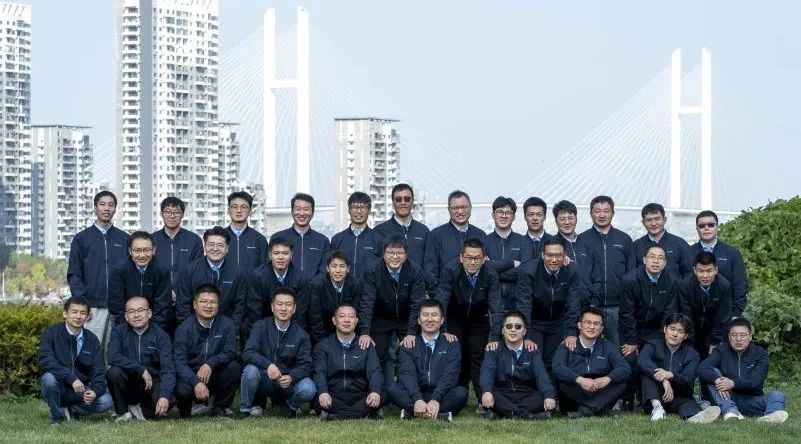 104843_341321_gsdt.jpg 104843_341321_gsdt.jpg