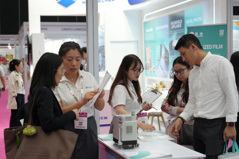 092002_479238_gsdt.jpg 092002_479238_gsdt.jpg