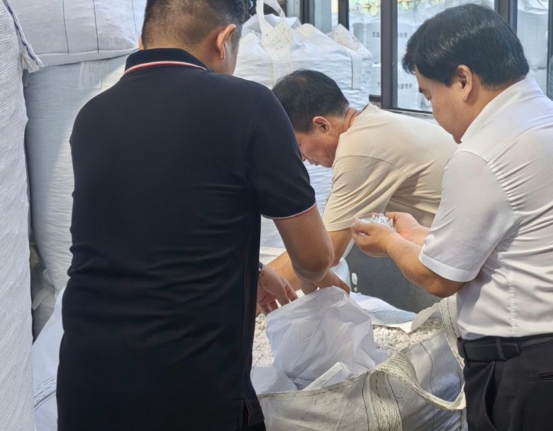 172152_797195_gsdt.jpg 172152_797195_gsdt.jpg