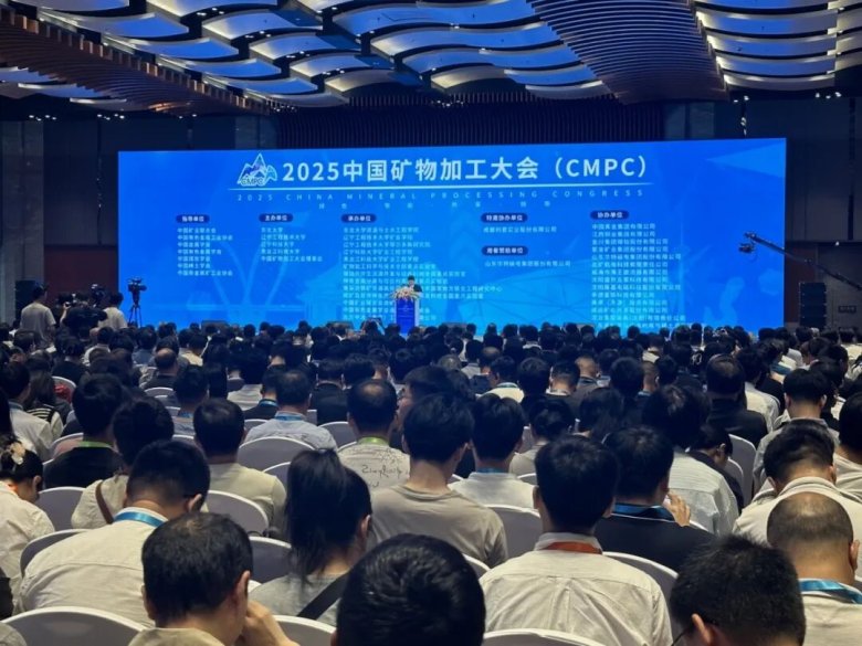 081854_502203_gsdt.jpg 081854_502203_gsdt.jpg