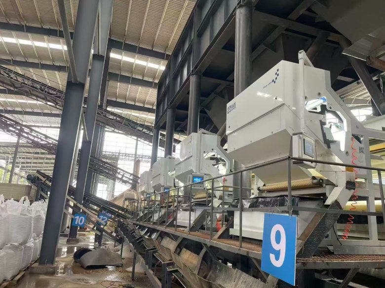 094514_943961_gsdt.jpg 094514_943961_gsdt.jpg