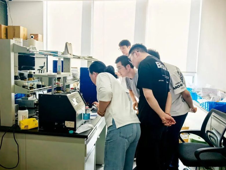 134201_300398_gsdt.jpg 134201_300398_gsdt.jpg